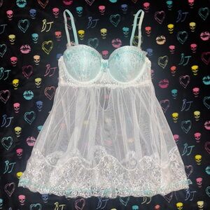 Jezebel Mint and White Lace Babydoll top